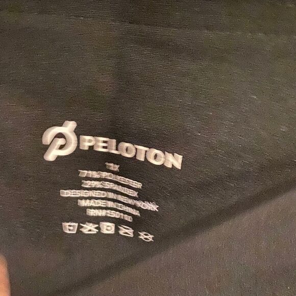 NWT Peloton Cadence High Rise Legging in Sizes Small, 1X, 2X Color Black - Picture 11 of 16